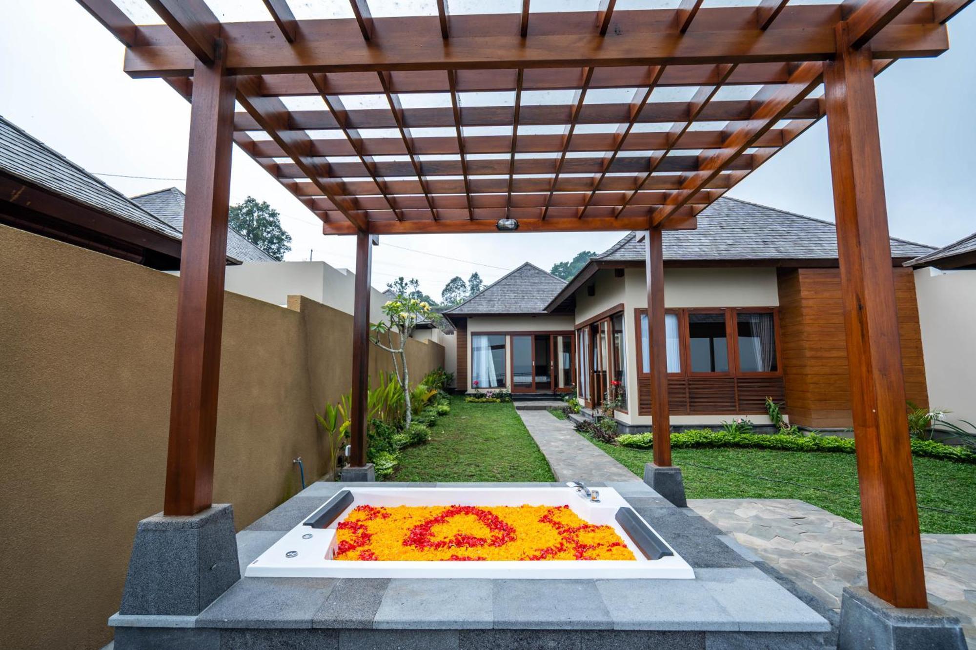 Shankara Munduk  Exterior photo